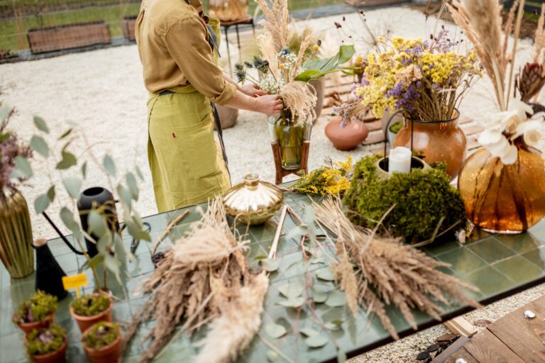 Making floral compositions